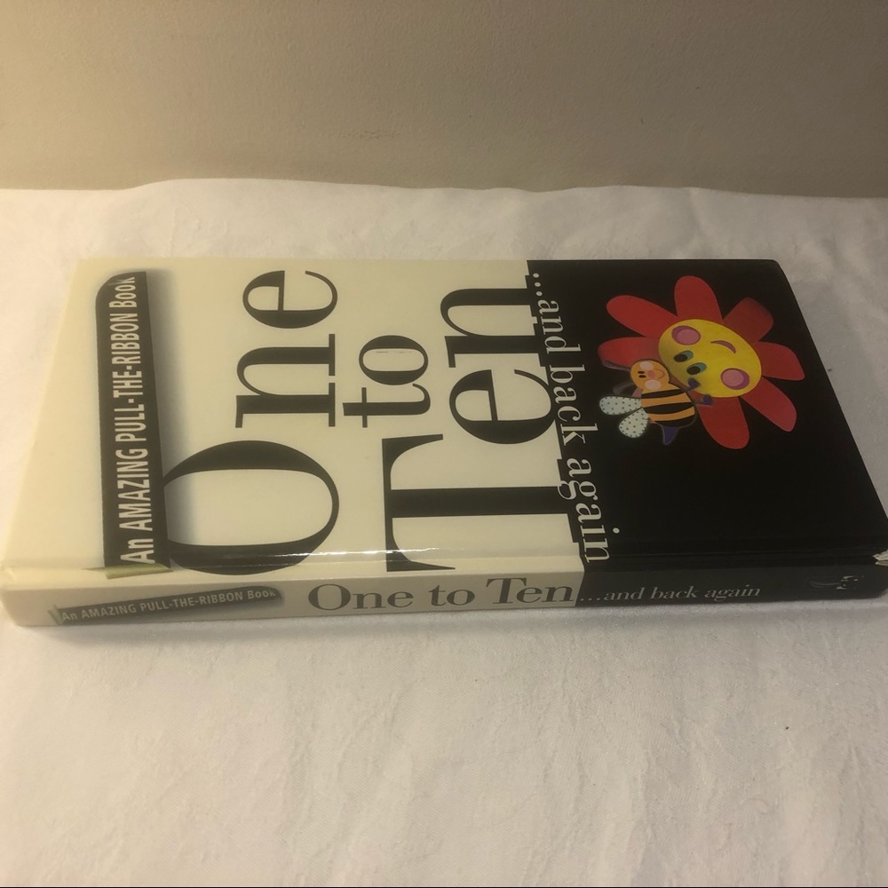 Really Fun Interactive Ribbon Counting Book , One tonTen and back again - Picture 3 of 11